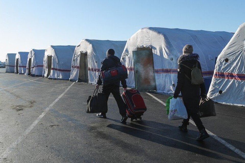     Добровольцы из Крыма приехали на помощь в Донбасс. Фото: Эрик Романенко. ТАСС