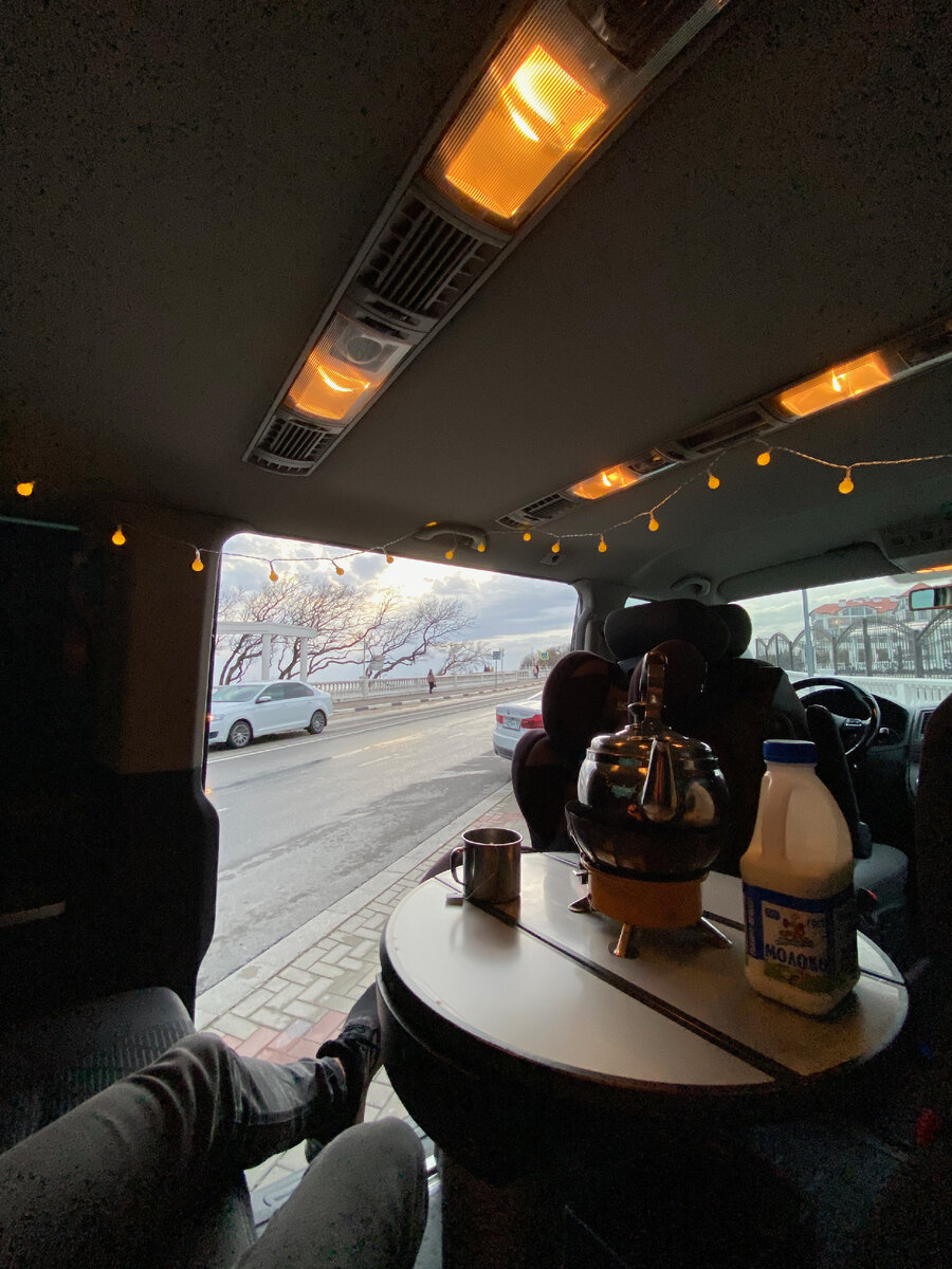 снимаю закат в Геленджике