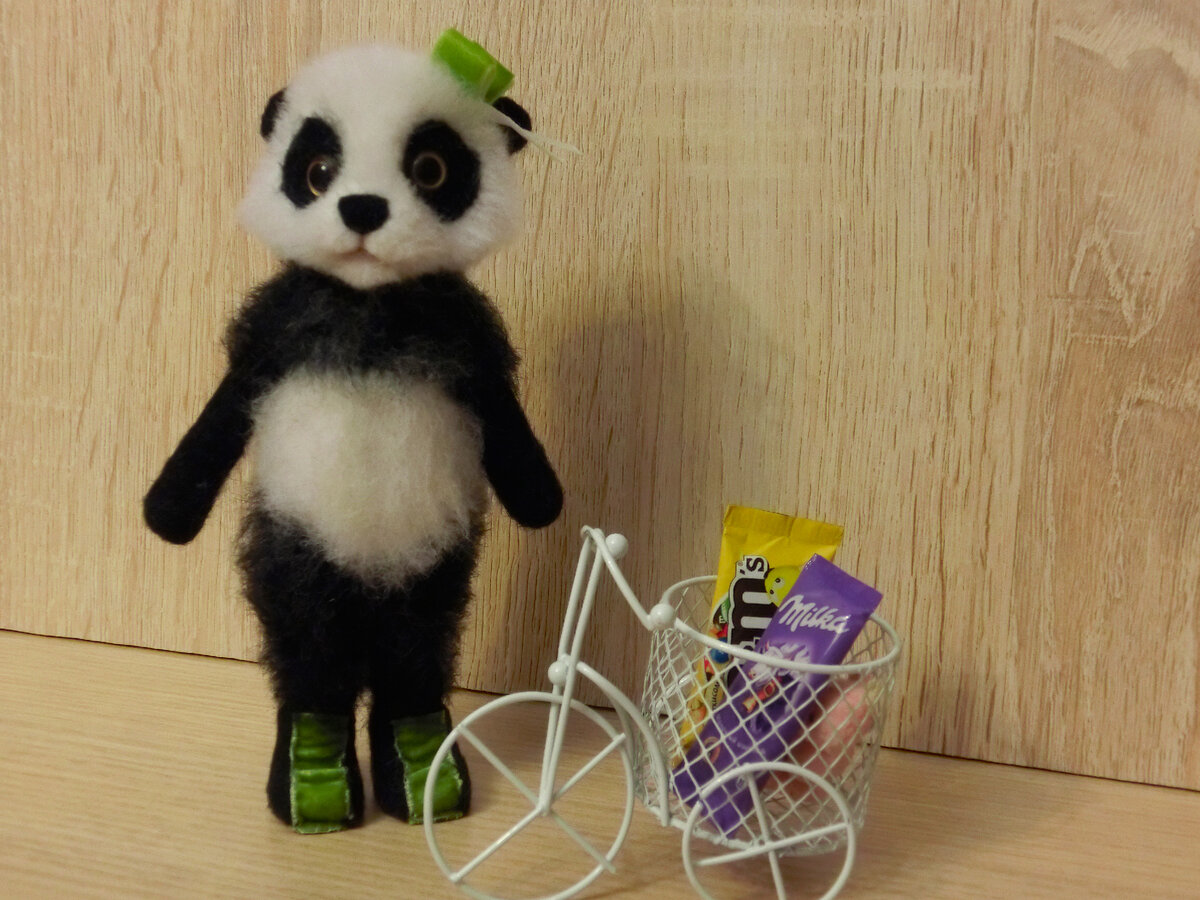 Панда в технике сухого валяния