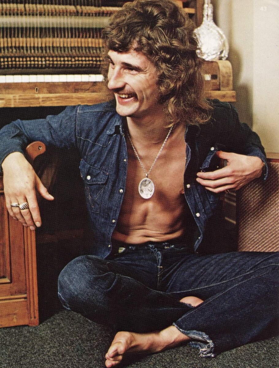 Дэвид Байрон (David Byron)