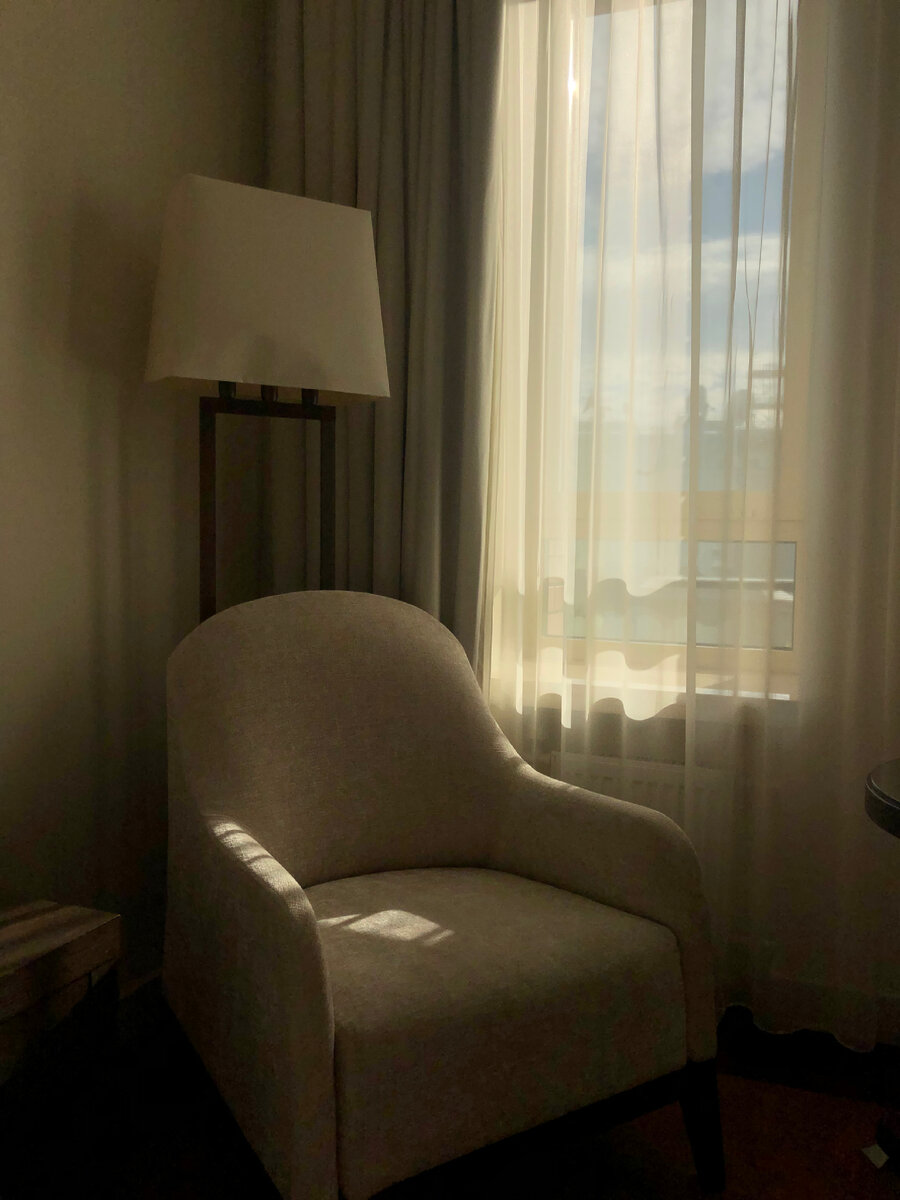 Присаживайся, дорогой пациент)