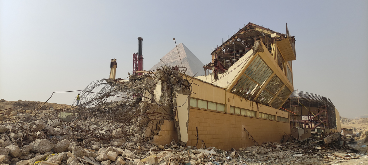 Снос музея ладьи.