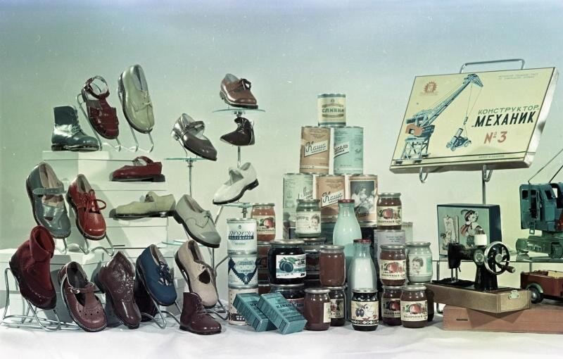 Всеволод Тарасевич, Детские товары, 1950-1958. Собрание МАММ