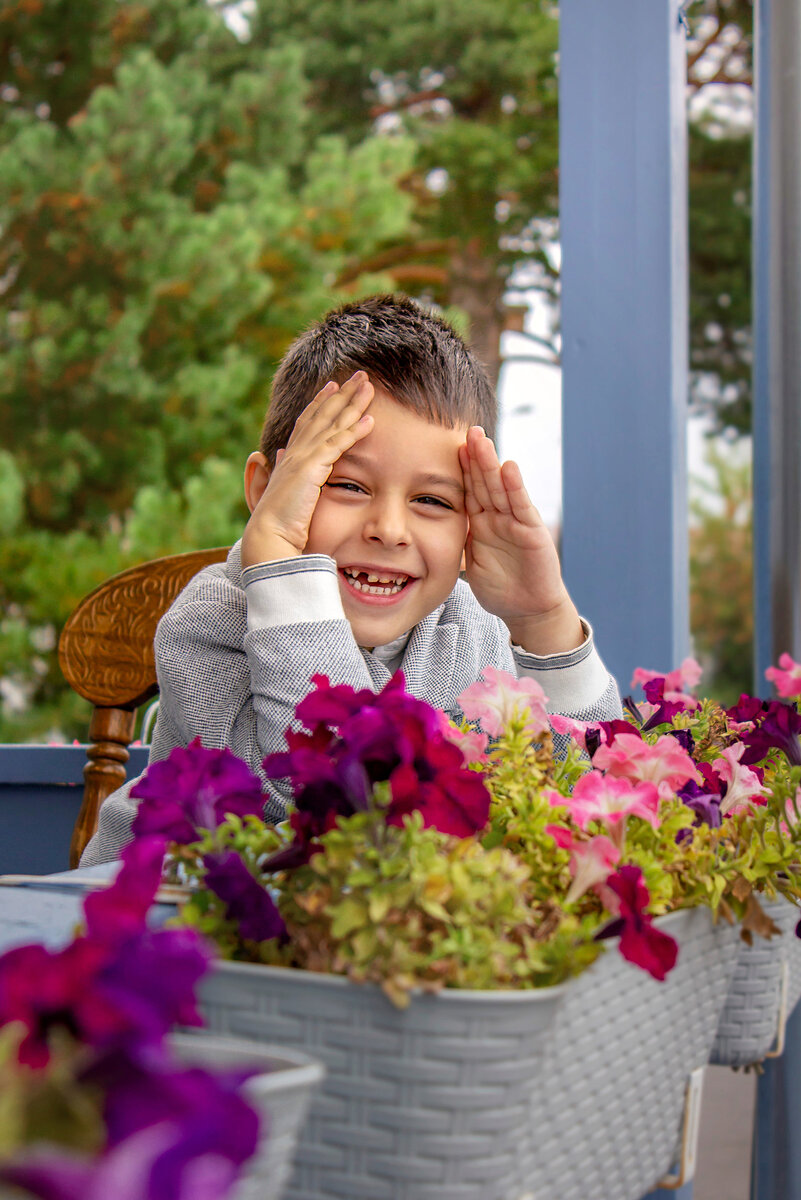 Особенно мы ранимы в детстве, не даром все психологи уверенно говорят, что большинство проблем у нас именно от туда.