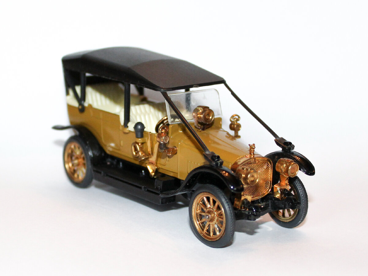 Модель "Руссо-Балт" С24/40 Торпедо