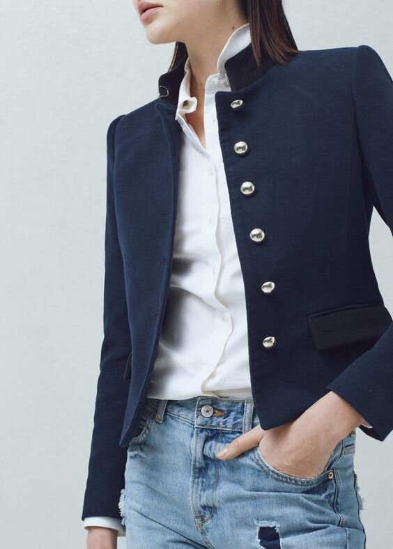 Галерея образов с устаревшими деталями, которые явно считываются именно как устаревшие в целом, хотя на первый взгляд могут такими не показаться. Они отличаются от современных минимально, но какие-то миллиметры. Но эти миллиметры решают!