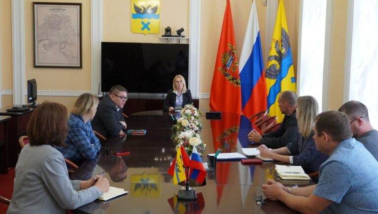    Родители оренбургских школьников жалуются на высадку детей из автобуса Марина Шарт