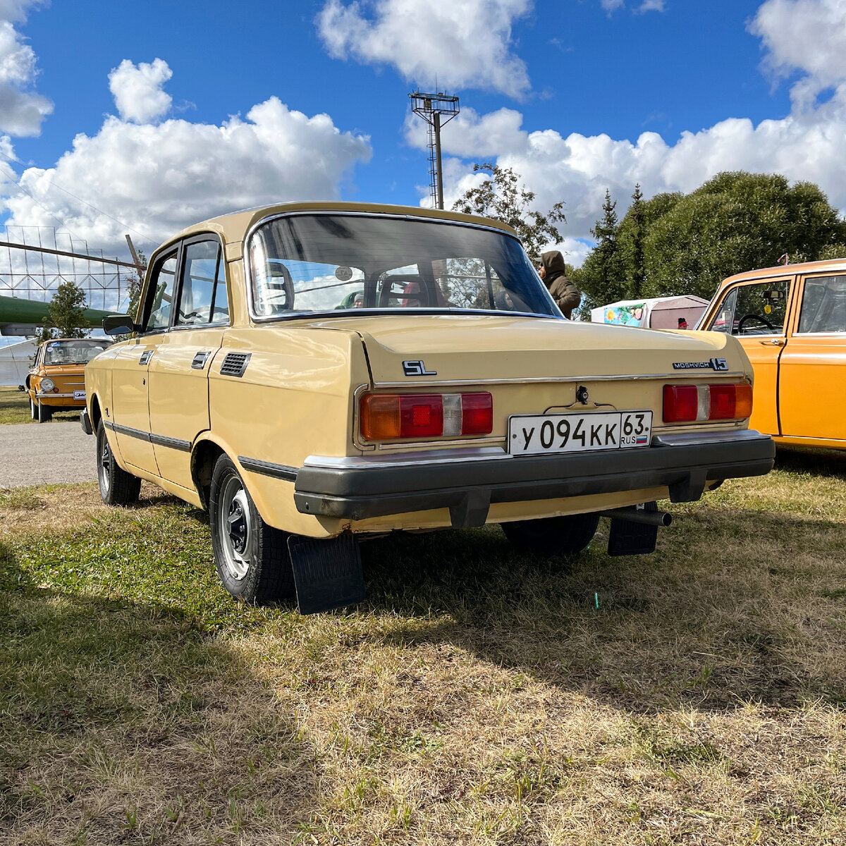 Перед нами одна из последних серийных машин 1987-ого года выпуска.