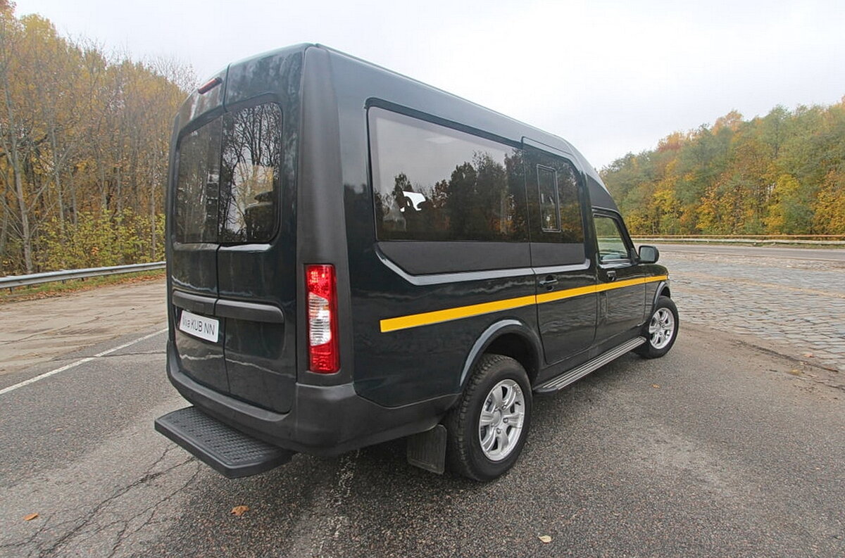    Lada Niva Kub, «Русский автомобиль»