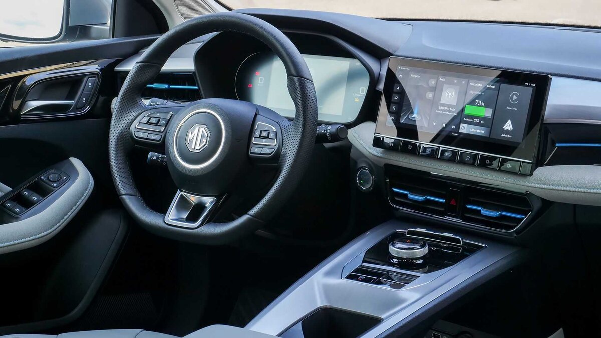 Салон MG5 Electric