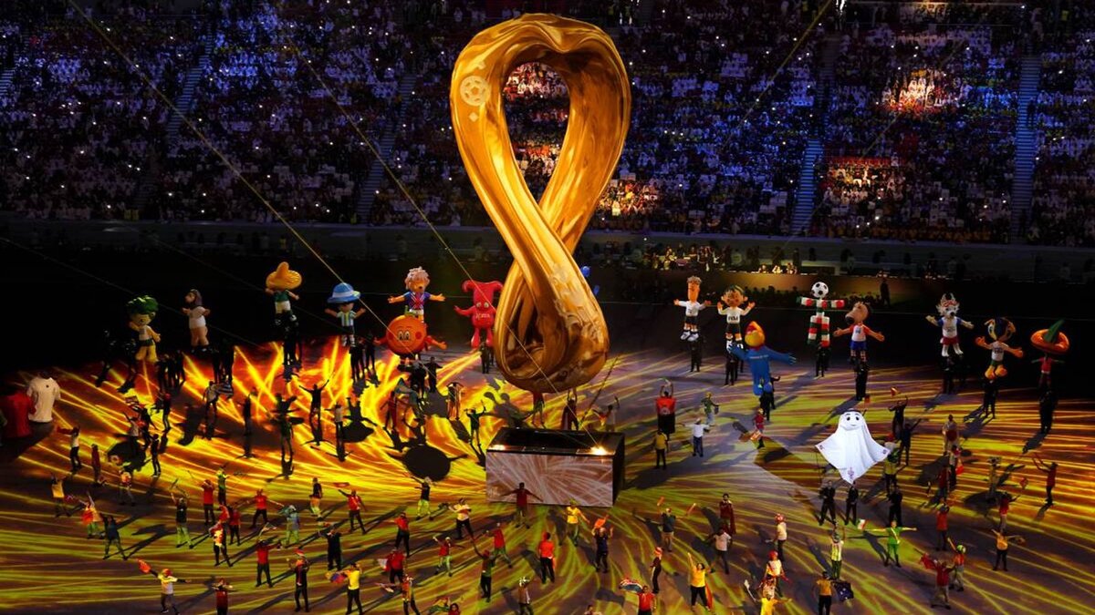    На чемпионат мира по футболу в Катаре не пустили представителей ЛГБТ. Гомосексуалистов из Германии отправили назад в самолёте, на котором они прилетели. 