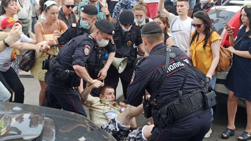 Полиция разогнала акцию от КПРФ - против прививок
