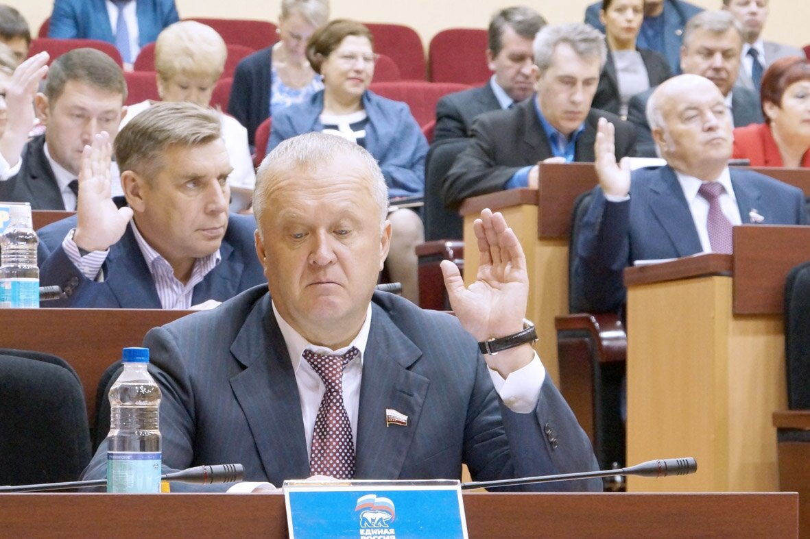 Ранее мы писали: Умеют люди жить: сенаторы от Камчатки вновь оказались самыми богатыми в Совфеде 