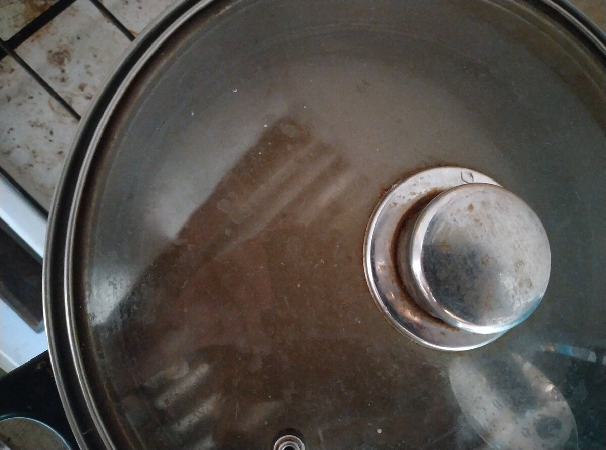 Сиропчик тут же на плиточке...