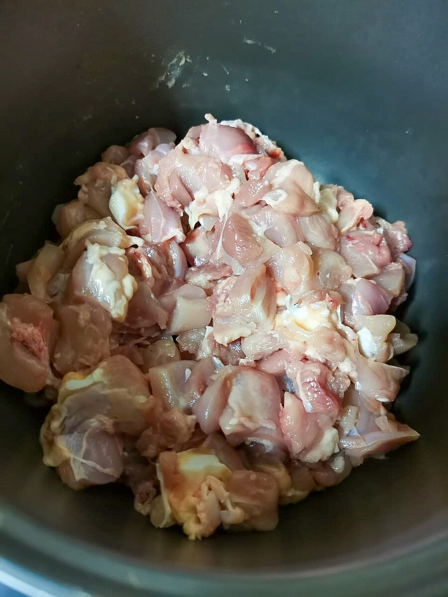 нарезаем курицу