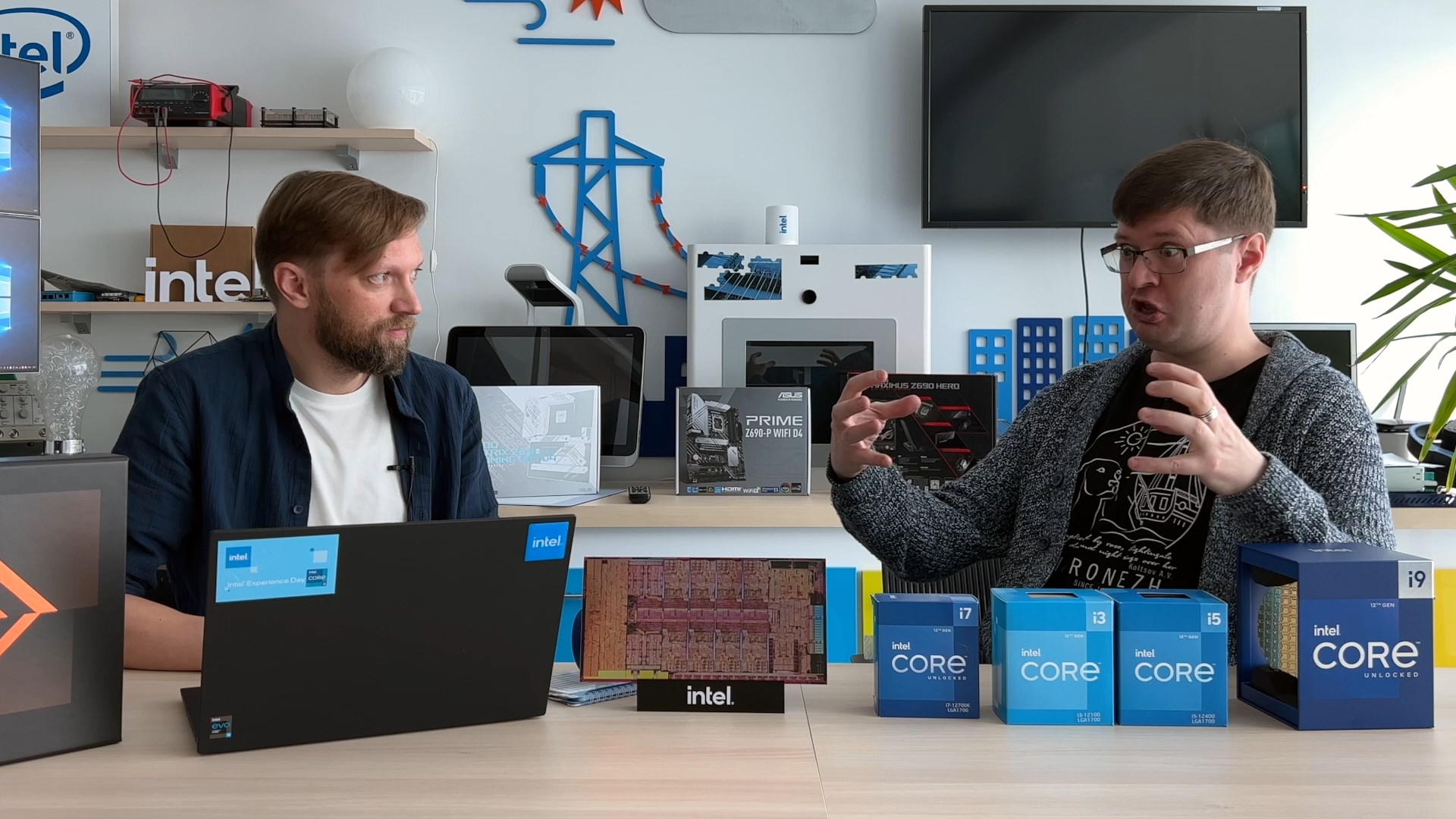 С экспертом - о новых процессорах Intel2