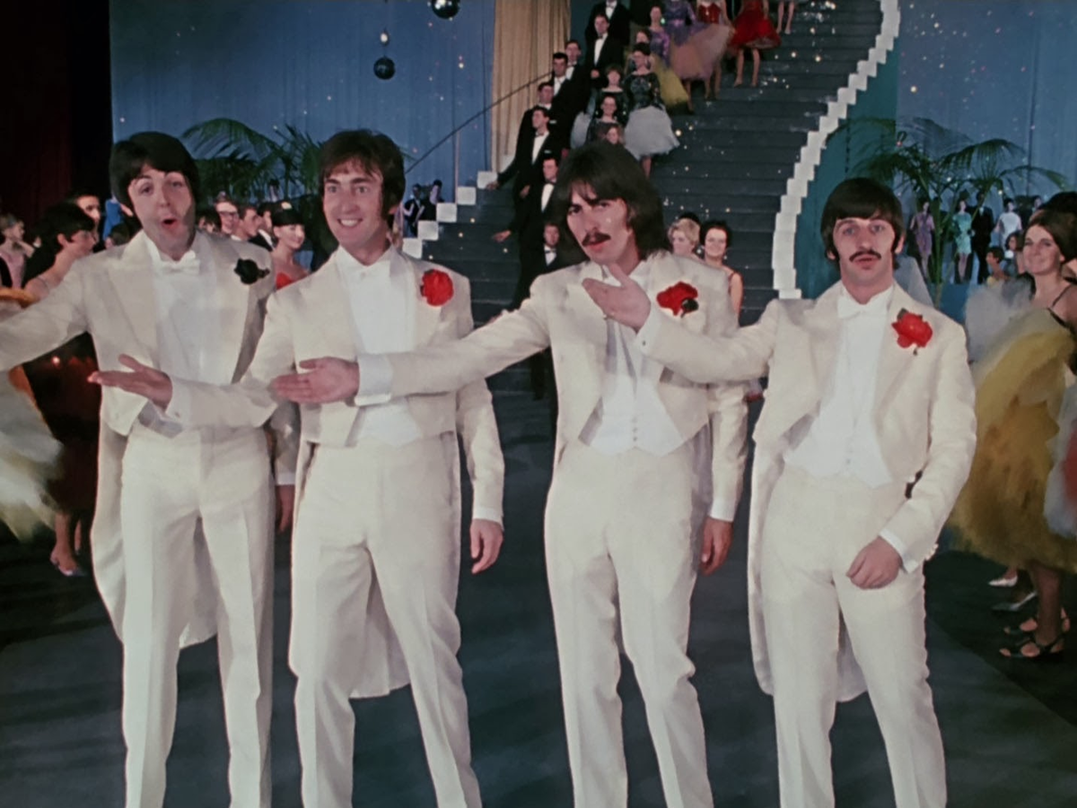 Группа the beatles 1968. Вечер трудного дня. Beatles your mother. Битлз magical mystery tour. Битлз magical mystery tour.