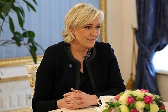    Марин Ле Пен сменила лозунг перед вторым туром выборов