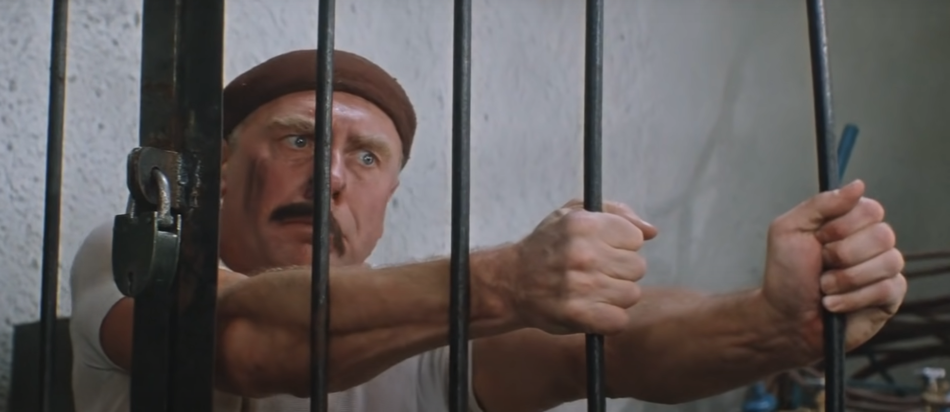 Рассматриваем детали в 