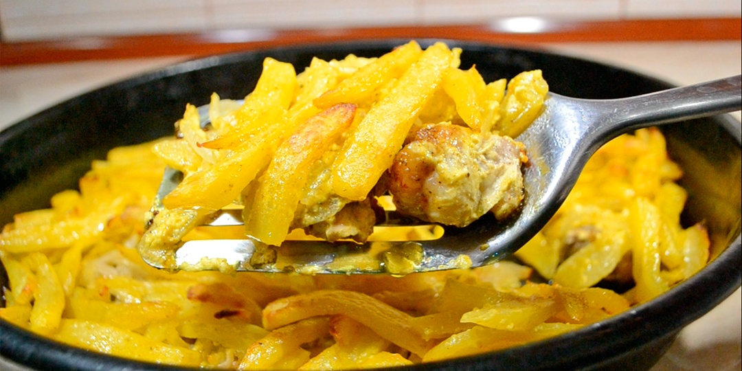 Картошка запеченная в духовке с мясом рецепт. Как вкусно запечь картофель