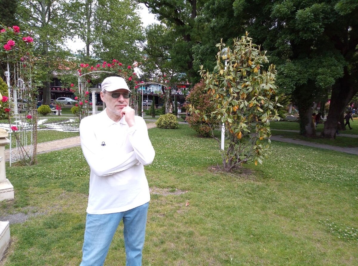 Михаил Лекс, автора рассказа, канала «Как стать счастливым?»