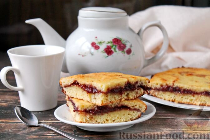 кефир, яйцо, масло растительное, сахар, мука, крупа манная, ванильный сахар, соль, повидло, сухари панировочные