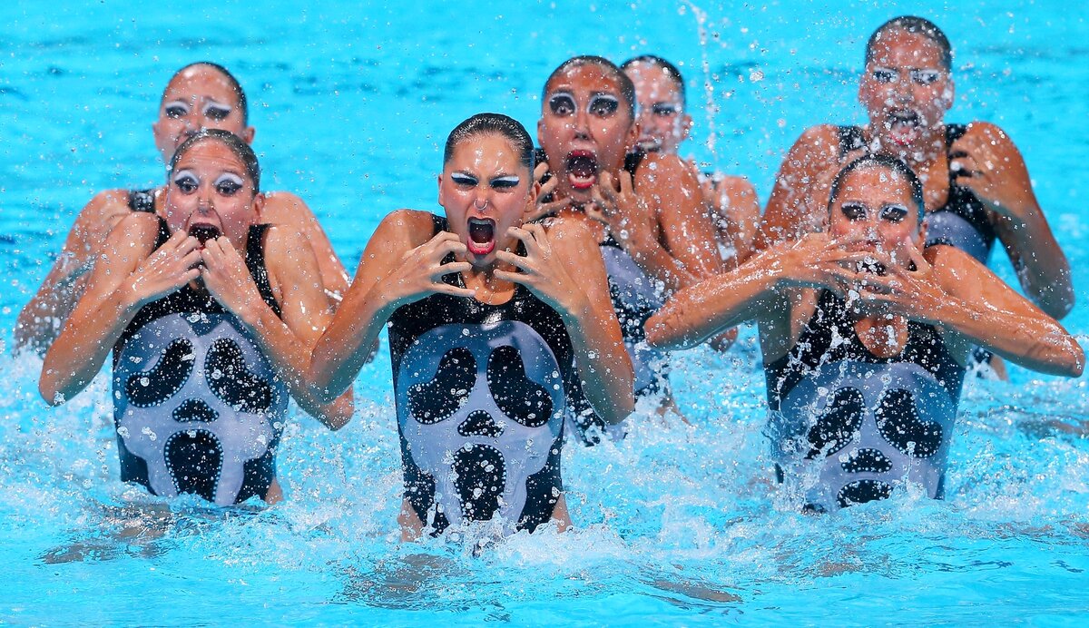 Synchronised swimming Barcelona 14 July 2003