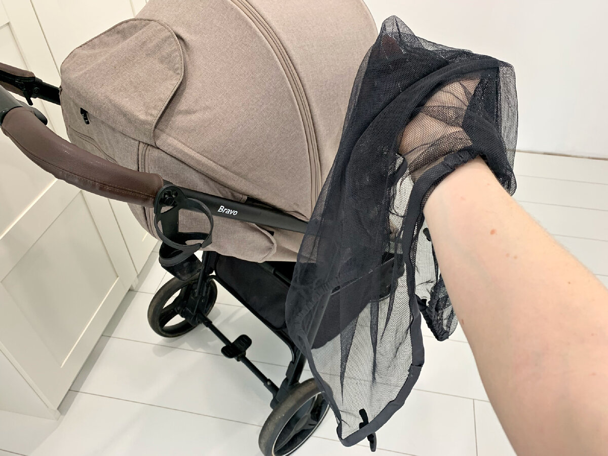 Москитная сетка на коляску Carrello Bravo.