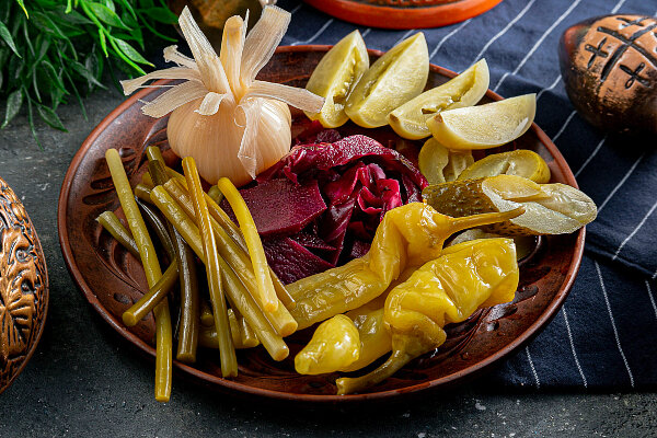 Соленья  - тоже входят в набор "анти продуктов"