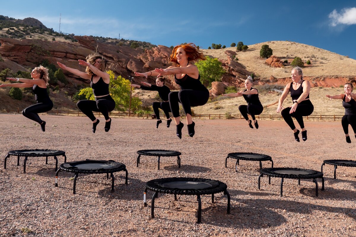     Чем полезны тренировки на трамплине: не просто модное развлечение