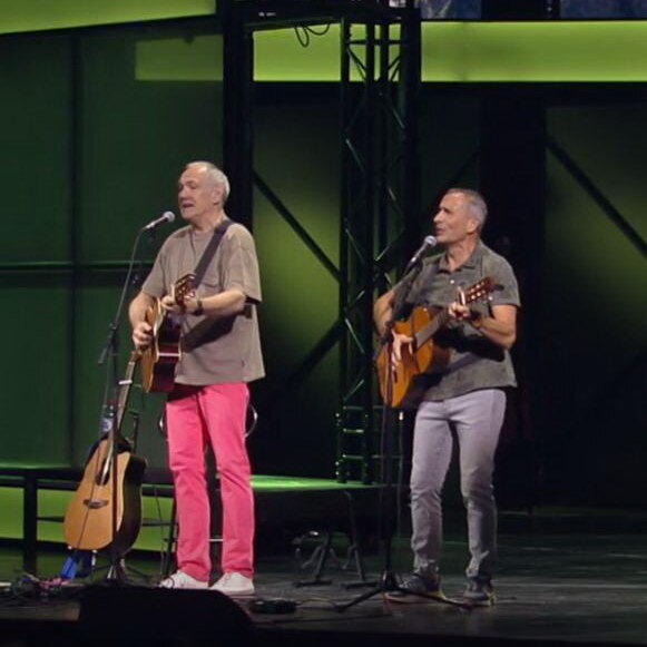     «Иваси» выложили в сеть свой первый концерт за 20 лет