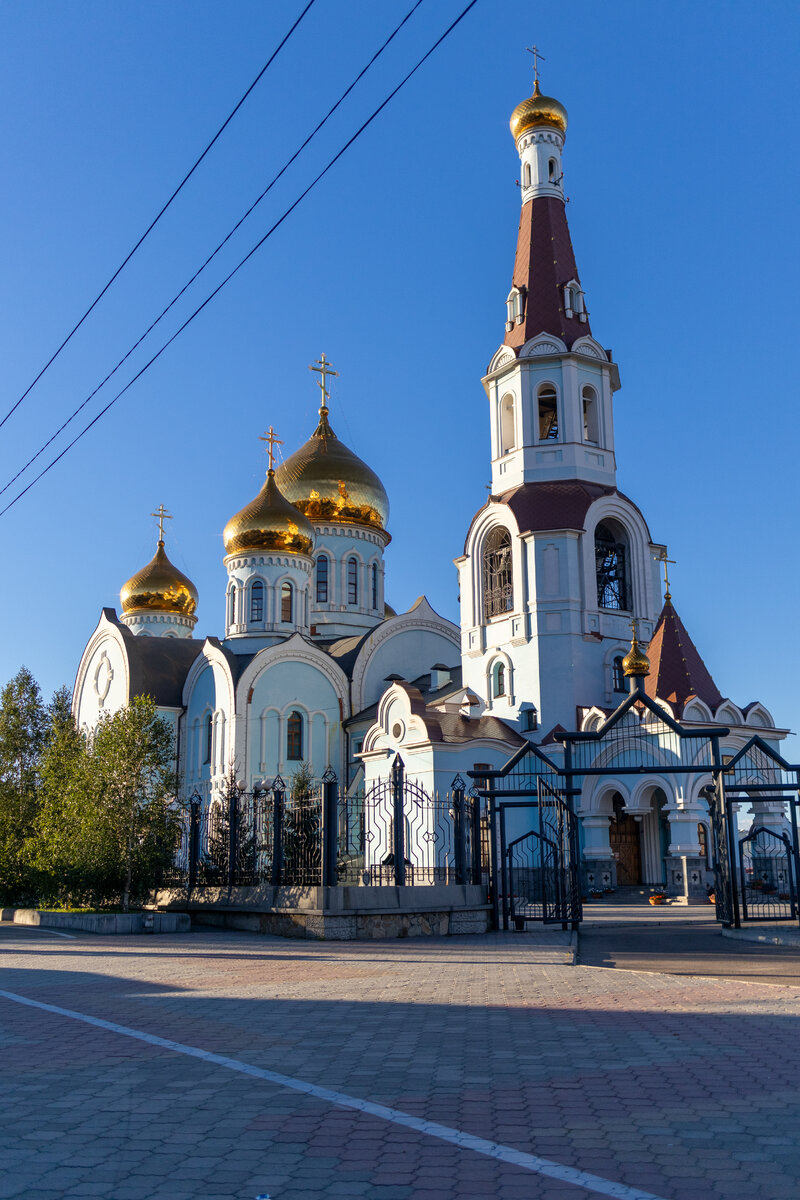 Казанский собор, улица Бутина, 6. Расположен напротив автовокзала