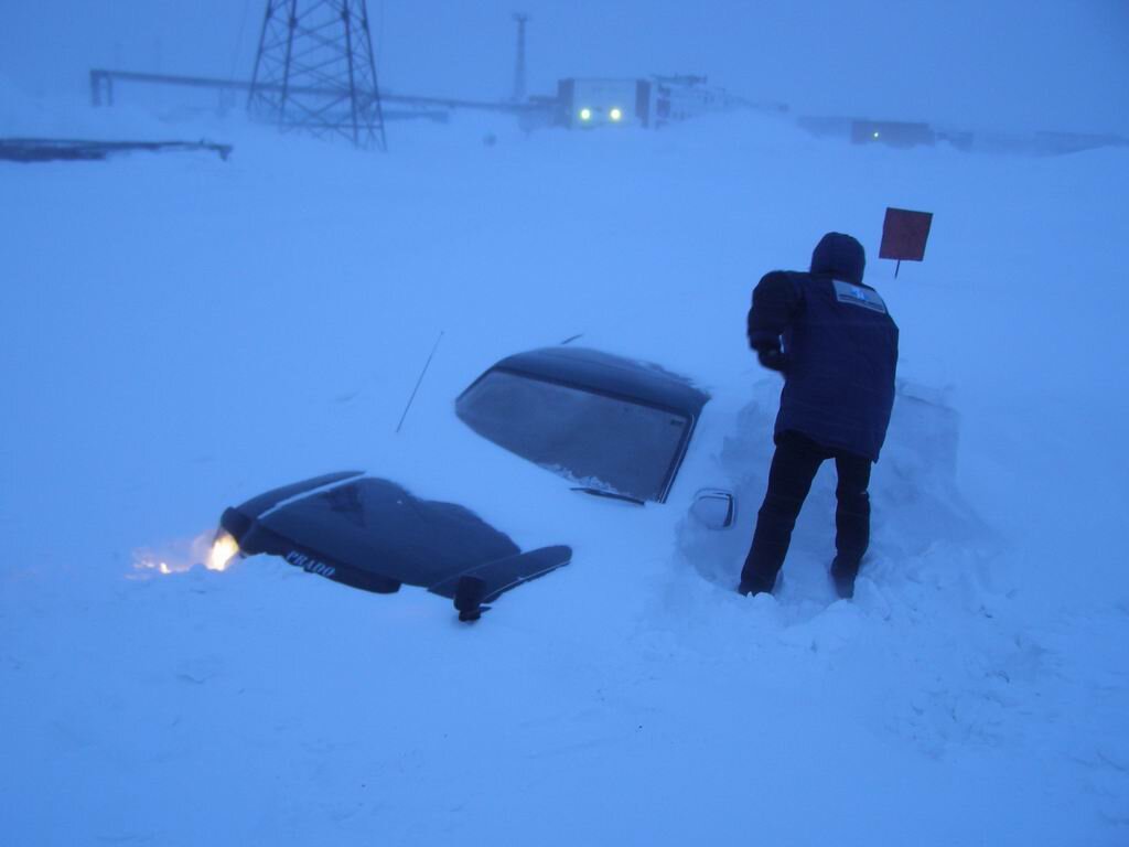 Пошли через. Норильск суровая зима. Норильск зима 2008. Суровый Норильск. Авто в Норильске зимой.