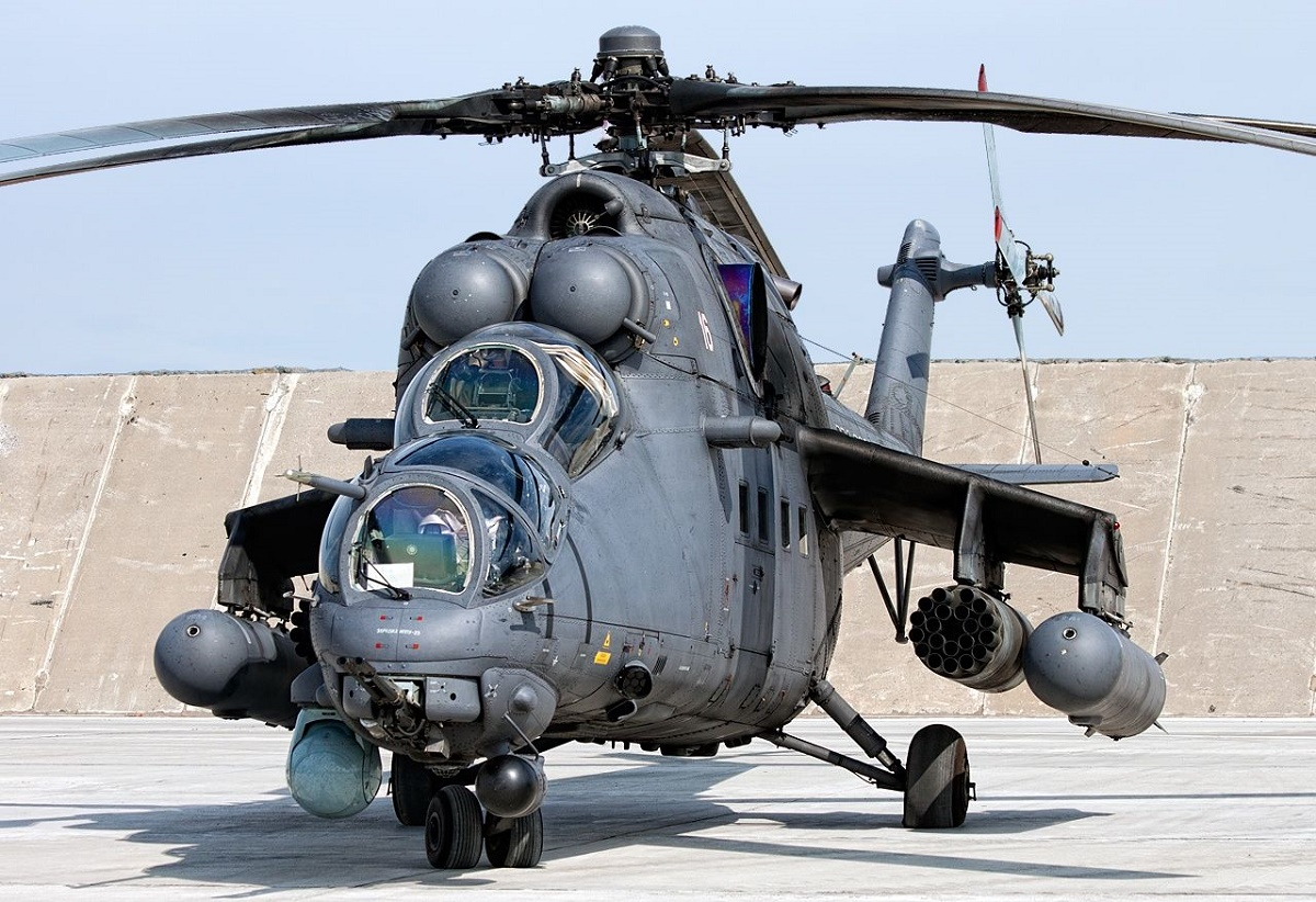 Ми-35м вертолёт. Ударный вертолёт ми-35м. Ми-35м вертолёт вертолёты России.