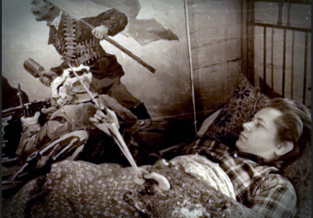 Геннадий Голобоков в процессе творчества. Фото и картины взяты на сайте https://golobokov.su