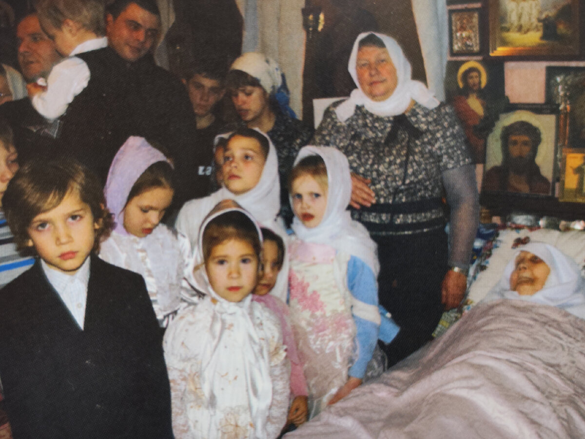 100 лет Матушке Феодосии Скопи́нской: "Приходите ко мне на могилку, просите, а я буду молиться о вас!"