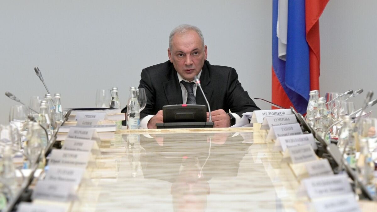    Заместитель руководителя администрации президента РФ Магомедсалам Магомедов проводит заседание Совета при президенте РФ по межнациональным отношениям© РИА Новости / Алексей Никольский