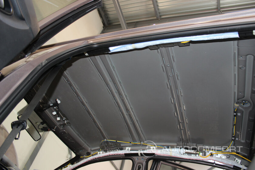 Потолок KIA Rio 4, нет штатной шумоизоляции