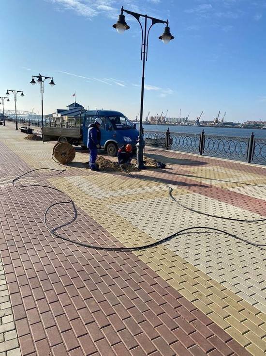     Астраханскую набережную оставили без освещения / Пресс-служба администрации Астрахани
