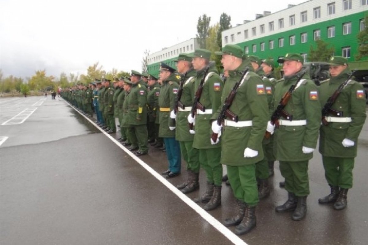    В Волгограде набирают новобранцев в батальон железнодорожных войск