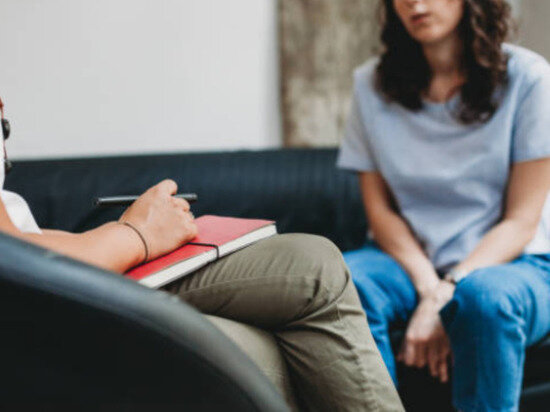     в Петербурге зарегистрировано 618 психологов. Фото: pixabay.com