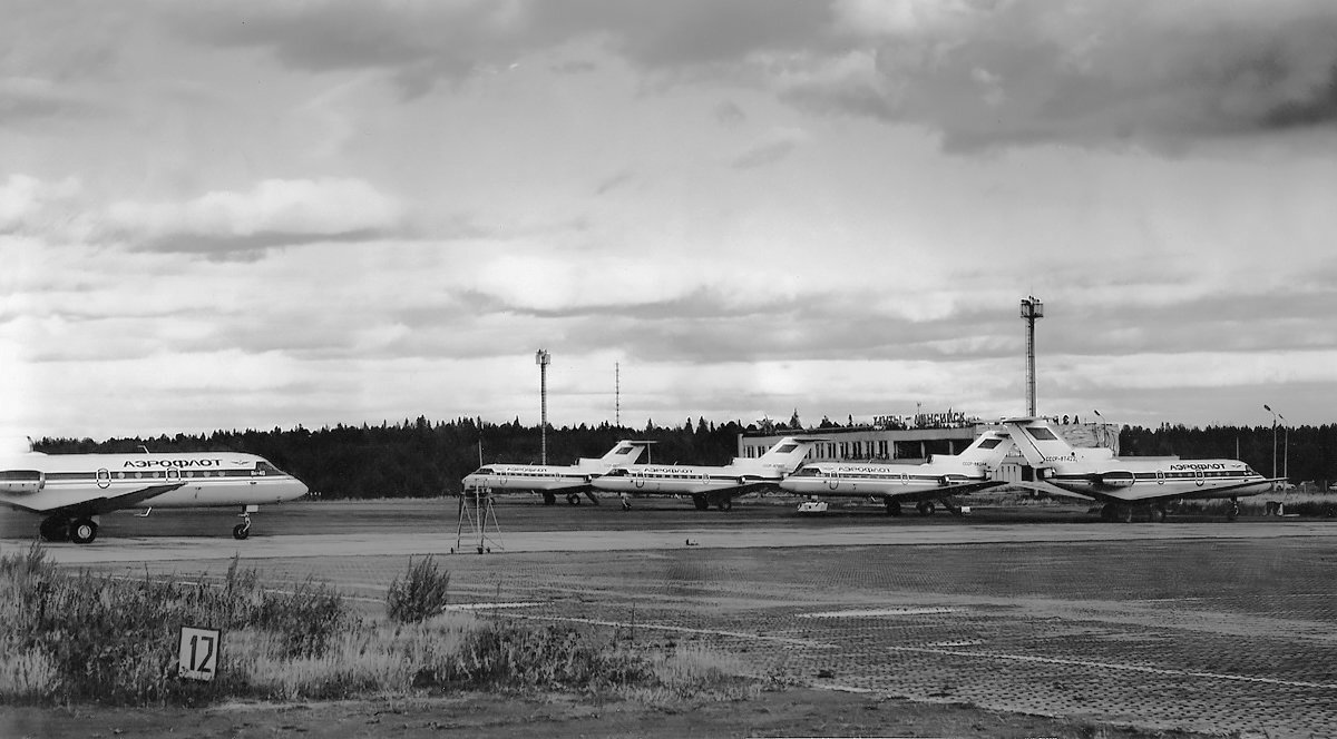 Як-40 в Тюменском управлении гражданской авиации | История транспорта | Дзен