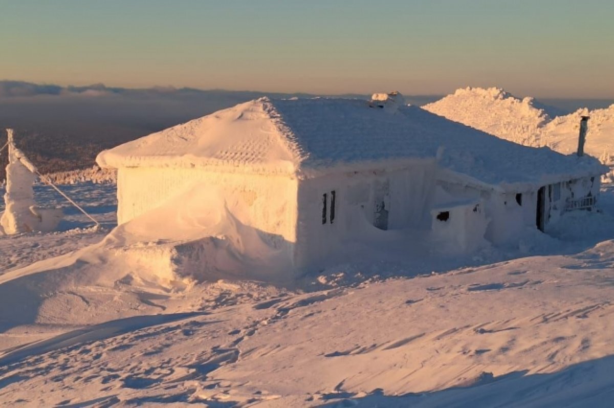    Снежный панцирь укрыл Дальний Таганай