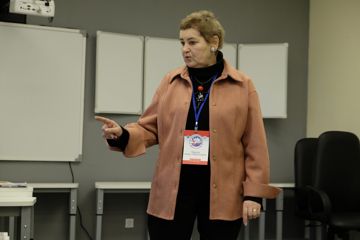 Участники обсуждали образ современного учителя в медиапространстве. 