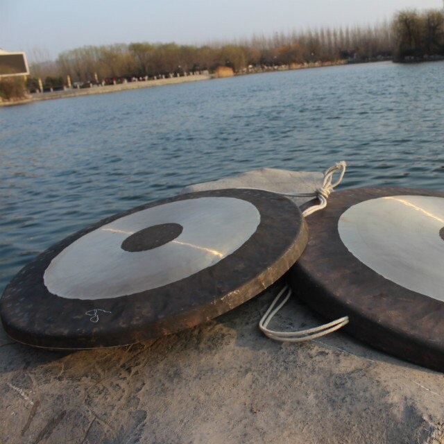 Огромные барабанные тарелки гонг