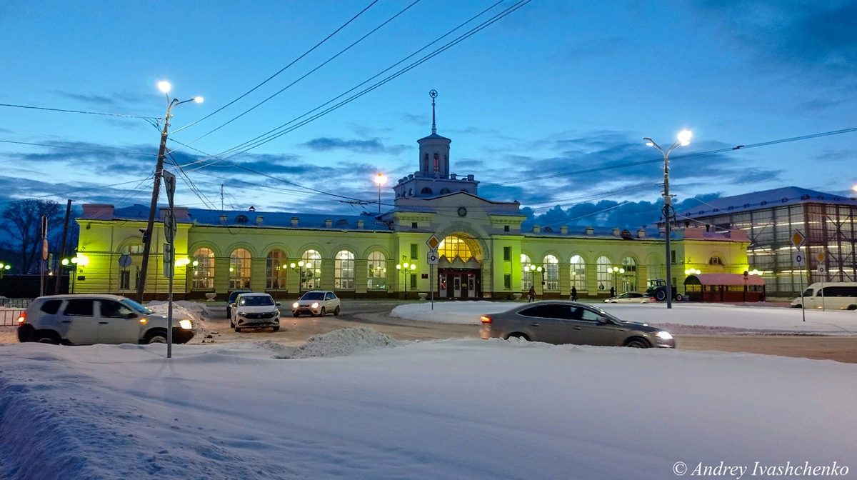 Вокзал станции Йошкар-Ола. Автор фото: Андрей Иващенко.