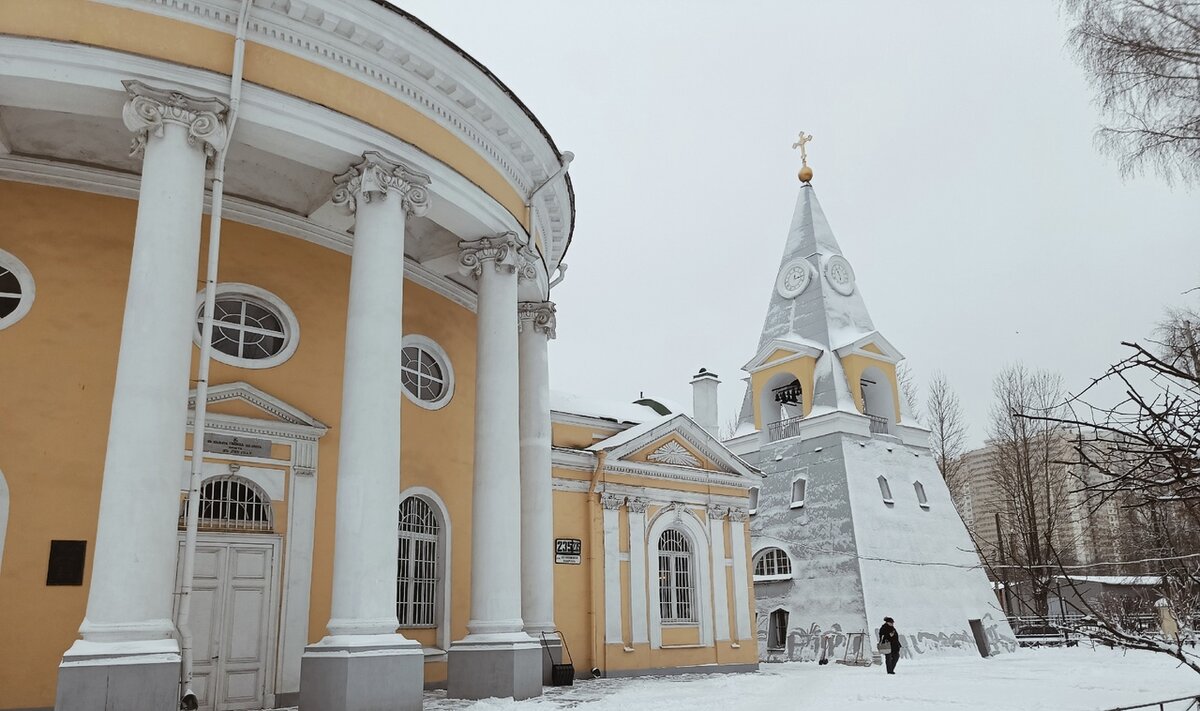 Геометрия Петербурга. Троицкая церковь 