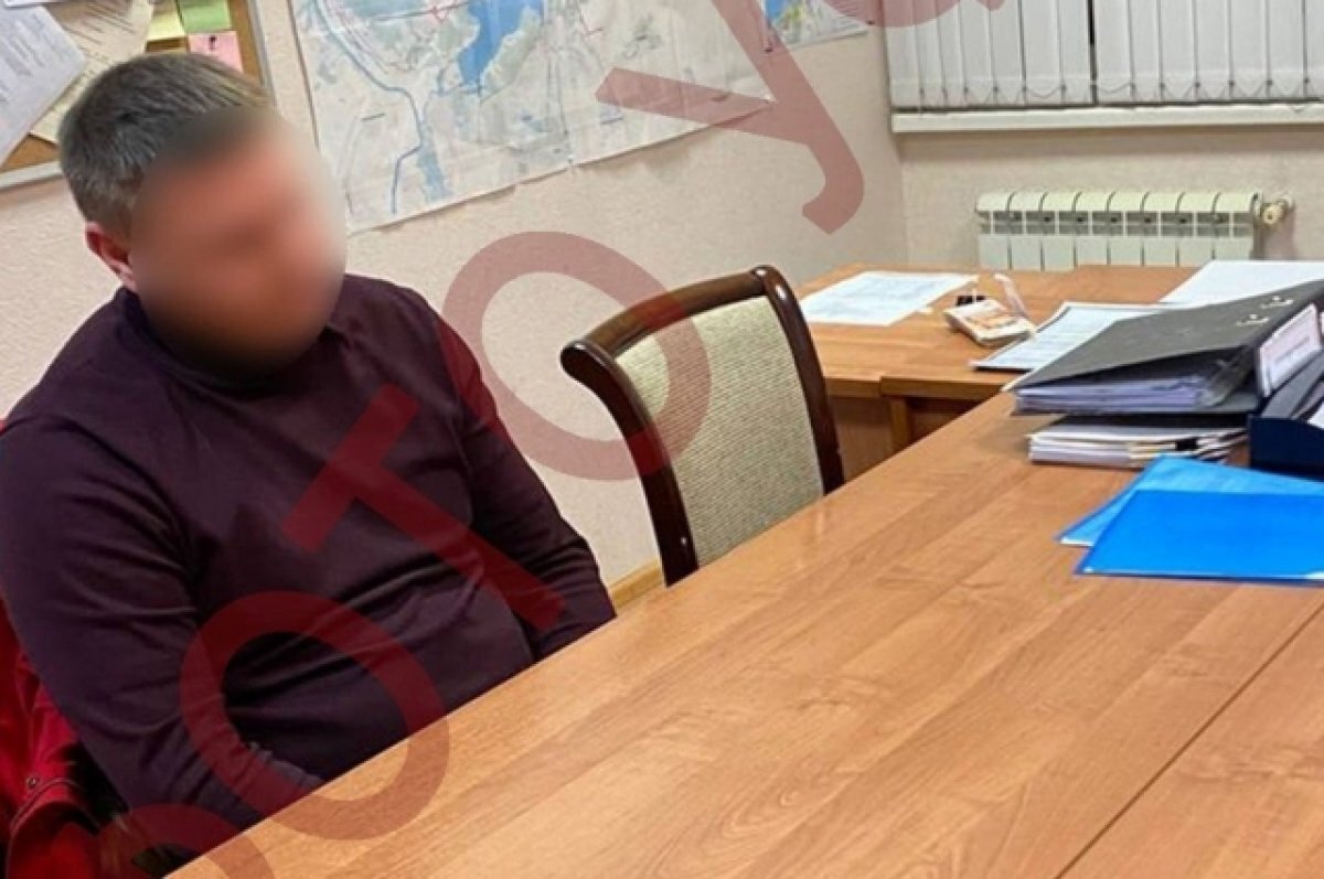    В Воронеже задержали поставщика автобусов, давшего взятку сотруднику мэрии