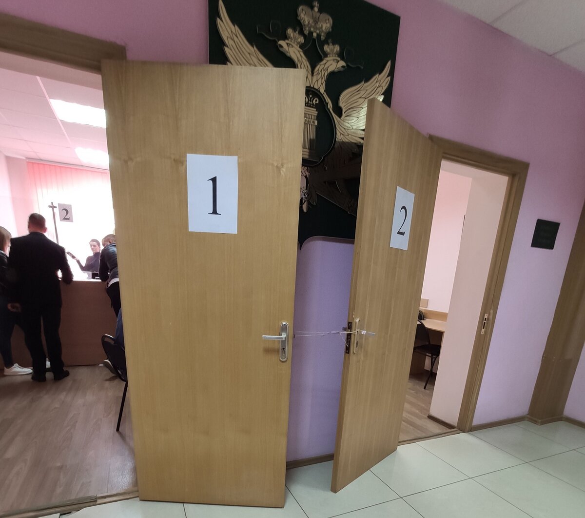    Прокурор поставил на вид главному судебному приставу Брянщины Елене Бывшевой за плохо сработавших подчиненных во Мглине avchernov