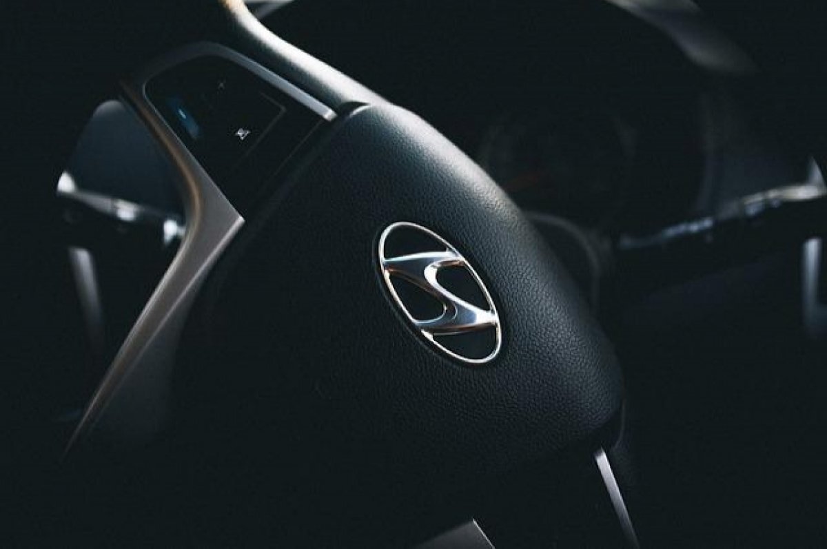   Корейский концерн Hyundai пытается возобновить производство в Петербурге